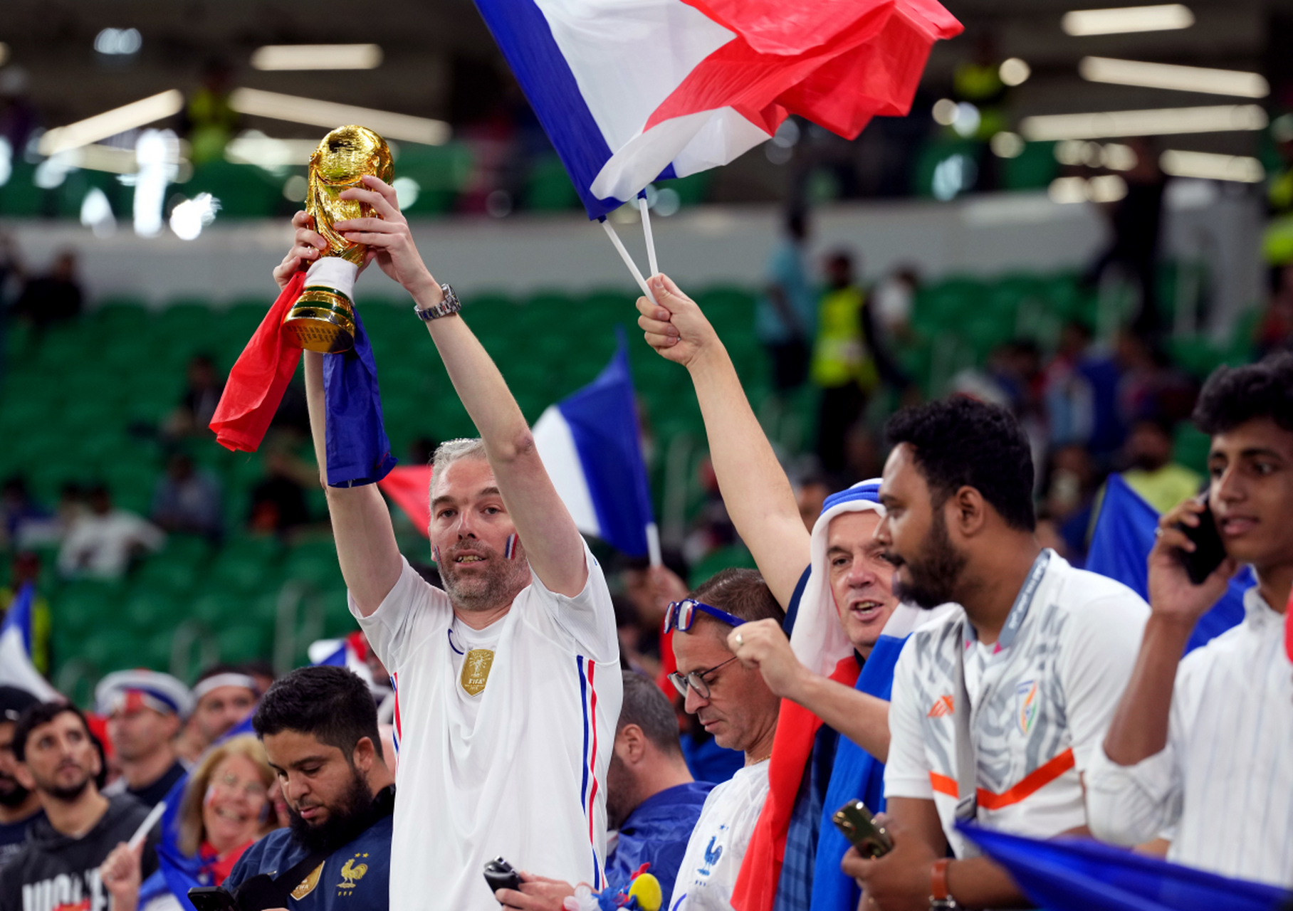 九州娱乐官网-俄罗斯篮球联赛决赛：莫斯科中心队夺得冠军(俄罗斯篮球联赛决赛莫斯科中心队夺得冠军了吗)