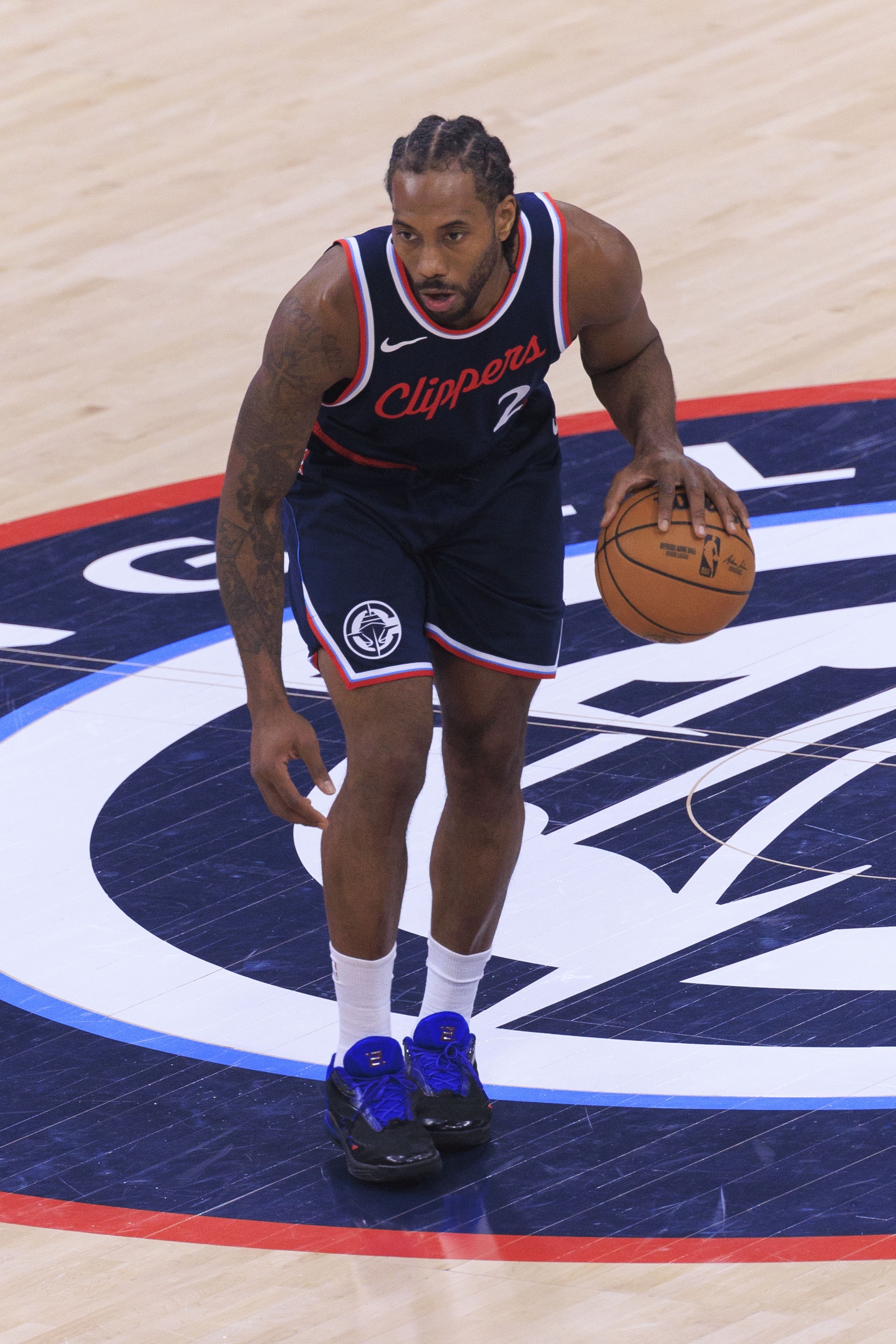 顶级球星亮相比赛场，带来绝佳表现